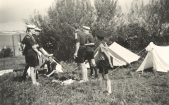 1940-1949002