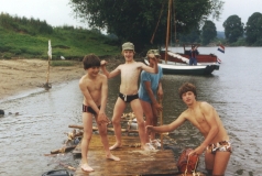 1980-1989043