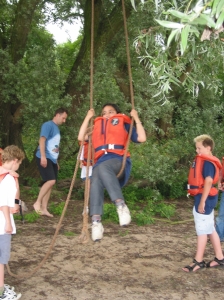 2000-2003048